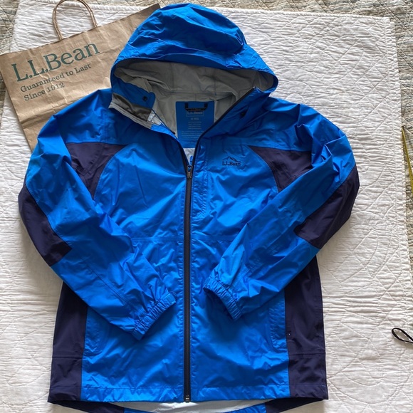 LL Bean Rain Jacket - Picture 3 of 12